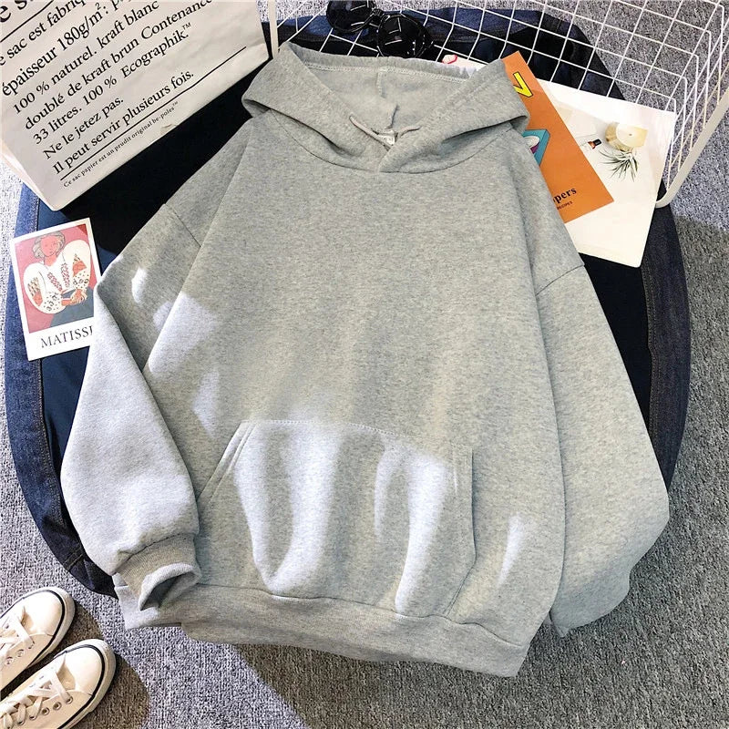 Oversized Essential Hoodie – Minimal Streetwear Pullover